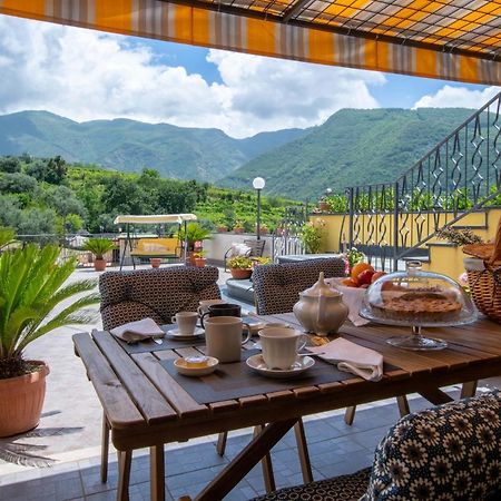 B&B L'Abbraccio Casola di Napoli Extérieur photo