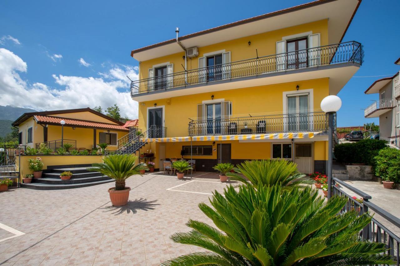 B&B L'Abbraccio Casola di Napoli Extérieur photo
